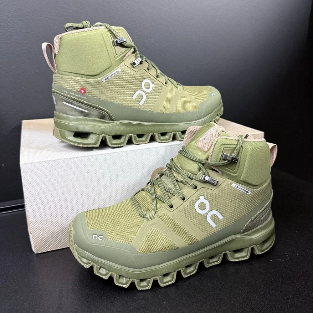 Size 7.5 On Cloud CloudRock Waterproof Hiking Boot Sneaker Women's Olive Green